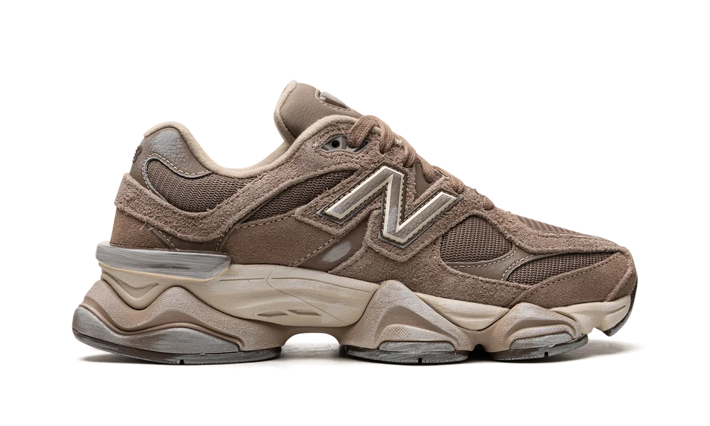 New Balance 9060 Mushroom